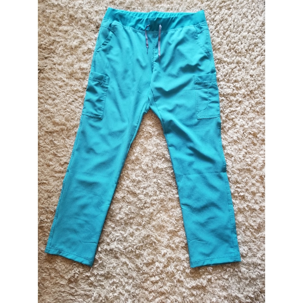 Aqua scrubs